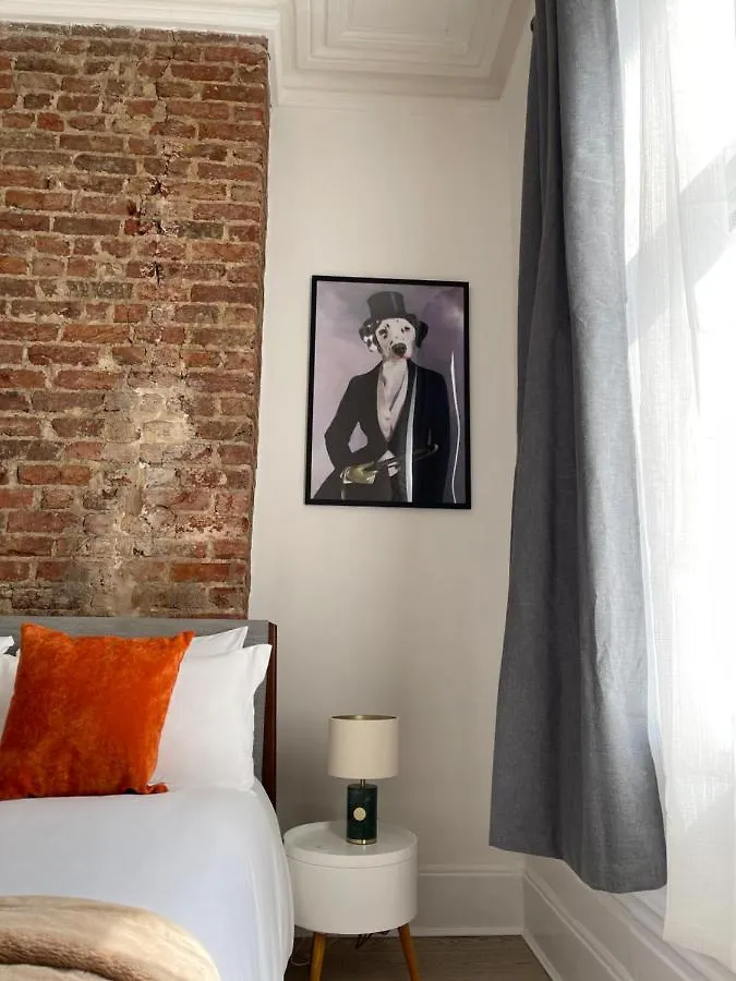 Salt Life Modern Apartment Brighton